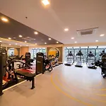 The Little Series - City View - 7 Pax