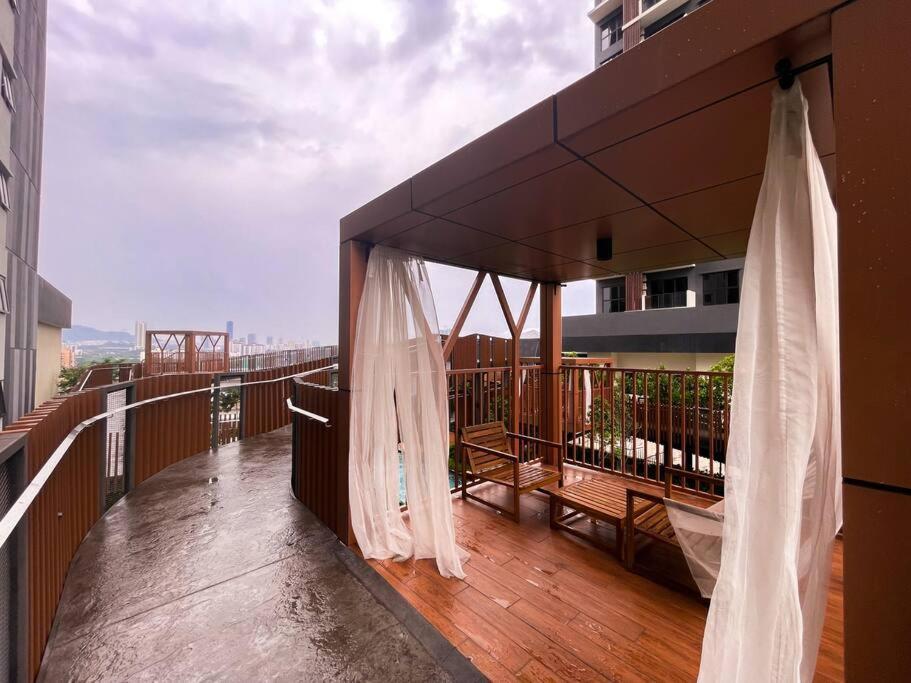 The Little Series - View - 7 Pax Apartment Kuala Lumpur